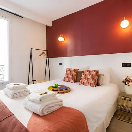 Beaugrenelle - Tour Eiffel 1 * Paris